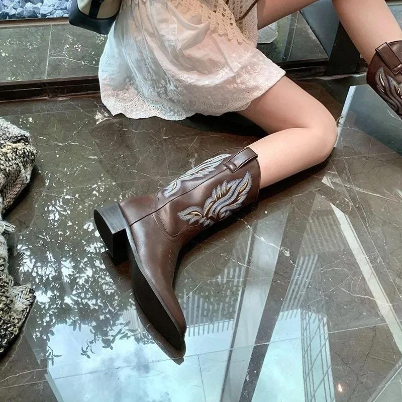 Winter Vintage Brown Women Boots Cowboy Boots Women 2025 Embroidered Square Toe Brown Long Boots Chunky Mid Calf Women Shoes