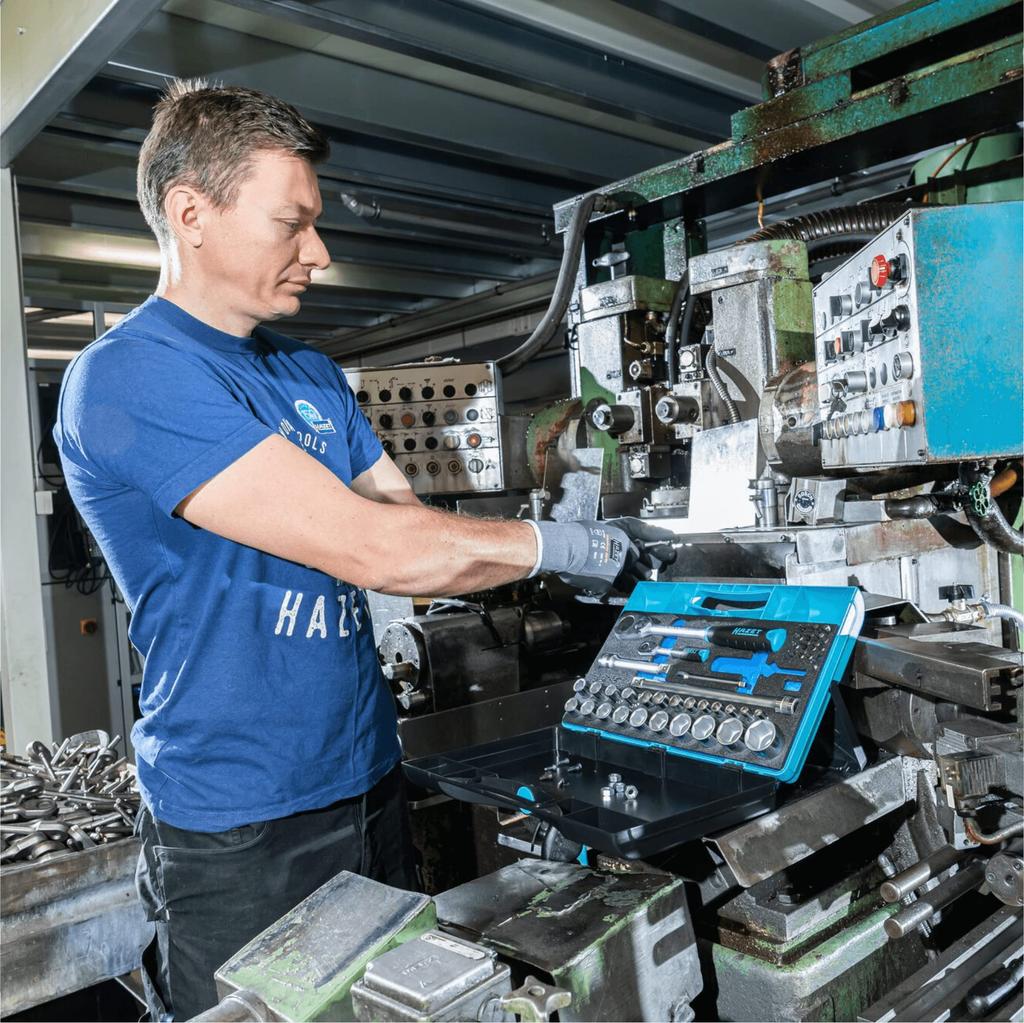 HAZET 953HP Socket Wrench Professional Chrome Vanadium 90 HiPer Ratchet Compatible with and Slotted for Automotive and SmartCase Made in Germany