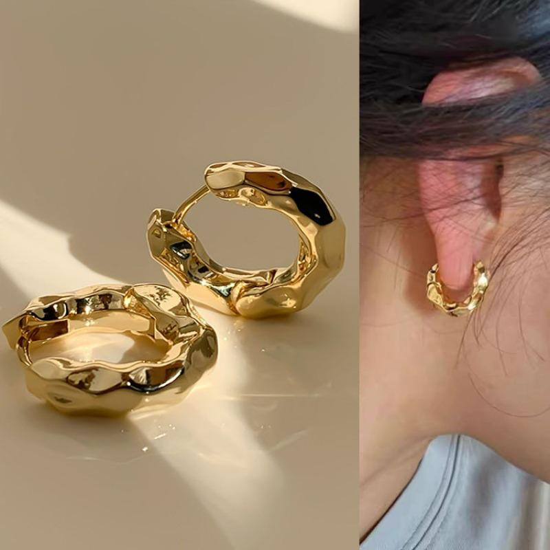 Gold Ring Earrings Women's Ear Buckles Light Luxury High-end Earrings Autumn and Winter Ring Earrings