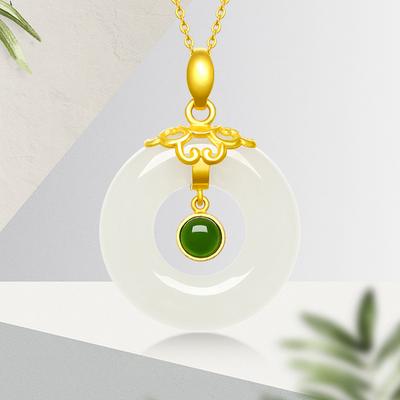 Collar con hebilla Xiangyun Ping An para mujer, diseño de nicho de lujo ligero, cadena de clavícula de acero inoxidable con jade hetiano