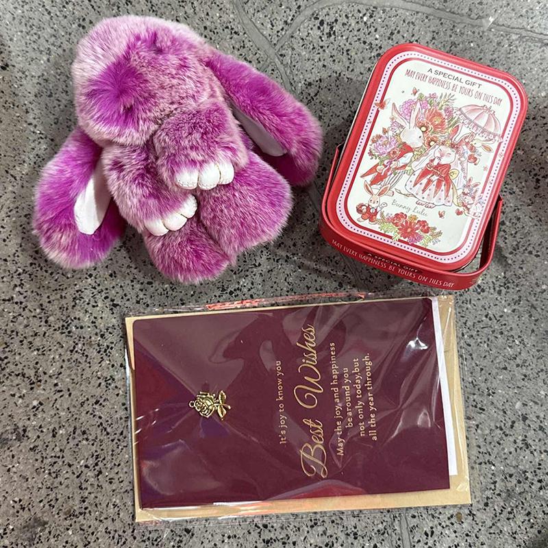 Króliczek Lulu Breloczek Z Wielkanocnym Bożonarodzeniowym Króliczkiem Zestaw Prezentowy Dzień Nauczyciela Prezent Urodzinowy