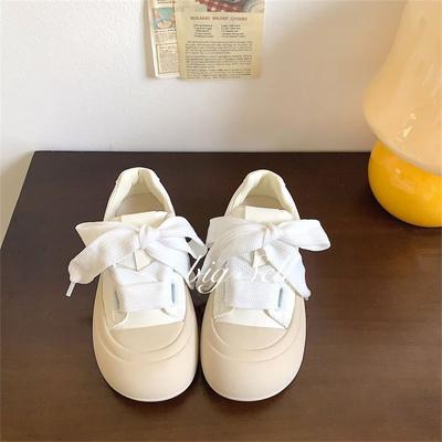Hässlich Süße Schuhe mit großem Kopf Damen Frühling und Herbst Neu Ins Vielseitige Plateau Weiße Schuhe zu Röcken Lässige Brotschuhe