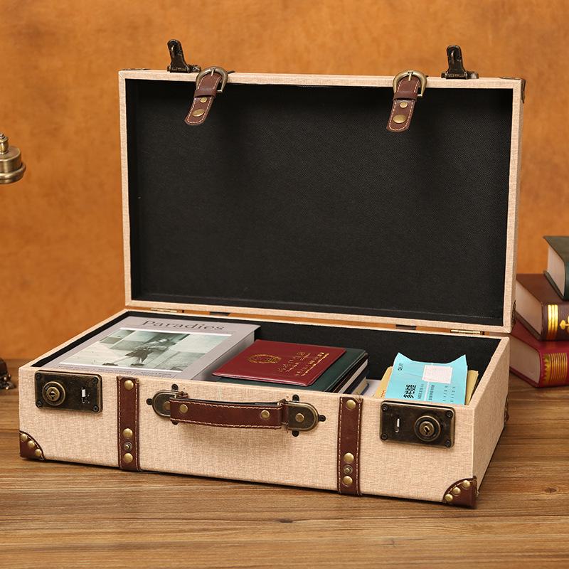 Valigia baule in pelle stile europeo vintage e organizer per la casa
