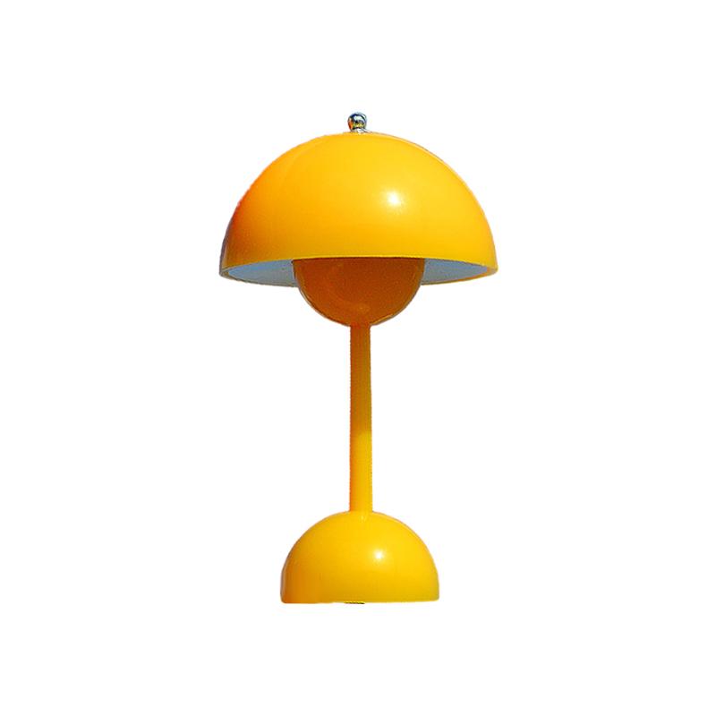 

1:12 кукольных миниатюрных светодиодных ламп, настольная лампа, модель, мини-настольная лампа, прикроватный светильник, украшение для спальни, гостиной, домашний декор, игрушка жёлтый