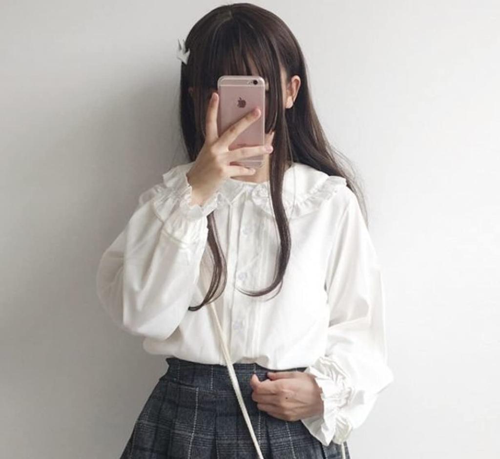 Lolita Long Sleeve Blouse Tops Round Collar Ruffles White White [Lady Lazy] Women's (M)
