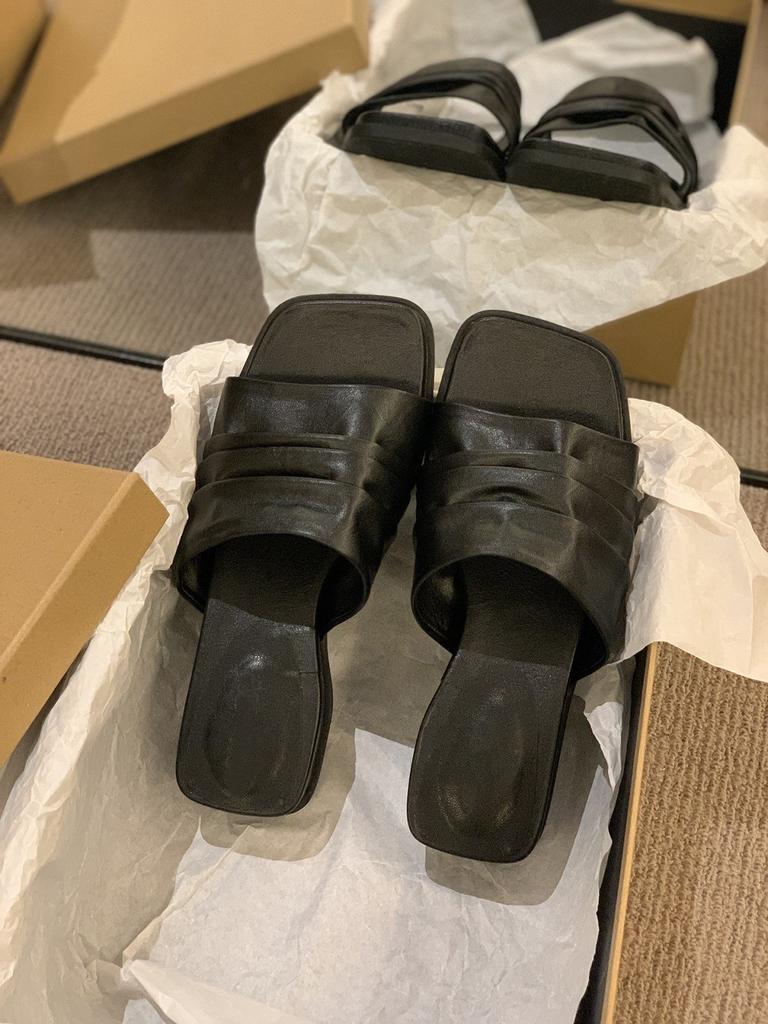 Wedge heel platform linen slippers women's summer wear new holiday with skirt one-word drag retro beautiful square head sandals