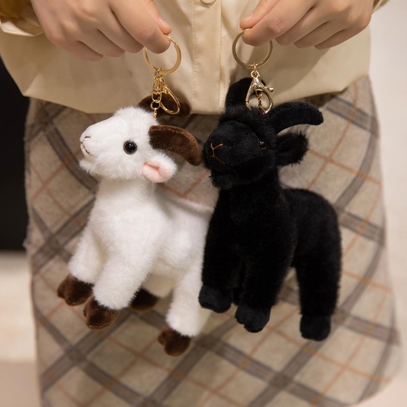 Realistici Ciondoli Peluche Capra Giocattoli Bianco Nero Bambola Pecora Simulazione Capra Giocattoli di Peluche Animali Bambola Portachiavi Borsa Decorazione Auto Regali