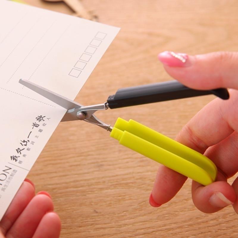 1Pcs Portable Handmade Students Paper Cut Scissors Creative Folding Safety Scissors (Color Random)