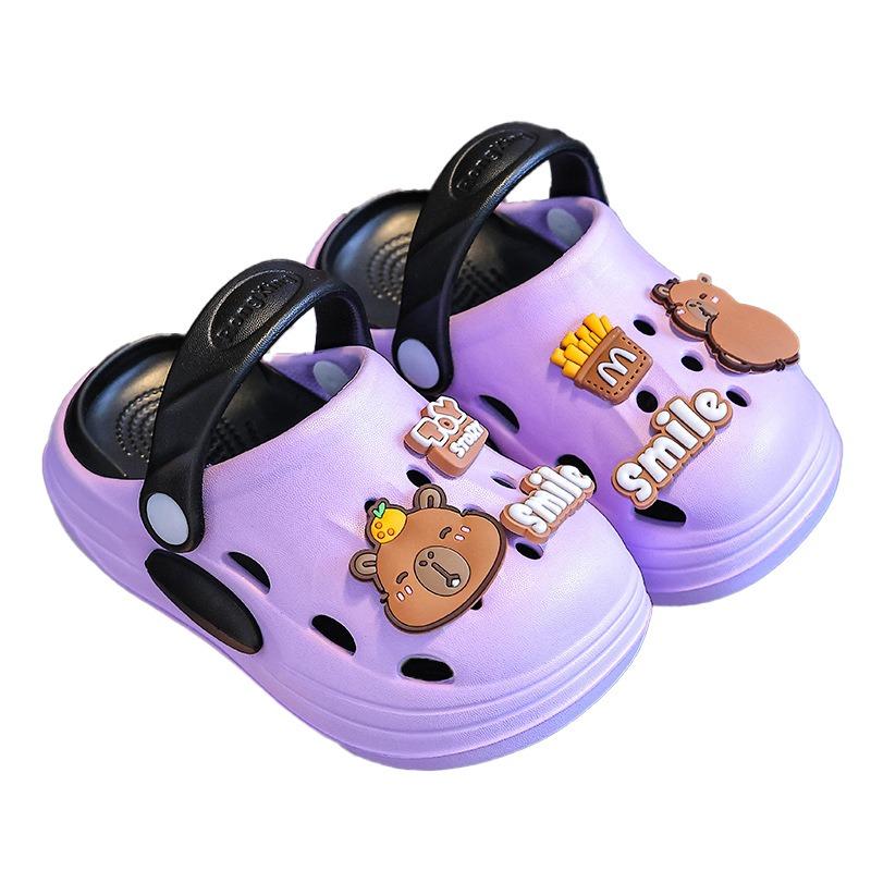 Capybara-Themed Kids' Clogs (Hole-Punch Sandals) - New Unisex Children's Slippers with Ultra-Soft "Step-In-Feel" for Indoor Anti-Slip Home Wear