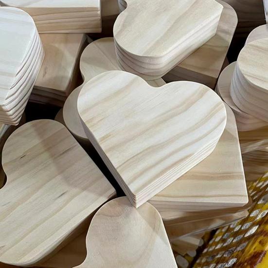 Wooden Love Heart Candle Holder Farmhouse Rustic Heart Shape Candle Stand