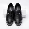 2026 Men's Casual Versatile Leather Shoes: Autumn/Winter Wear-Resistant, Non-Slip Dad Shoes