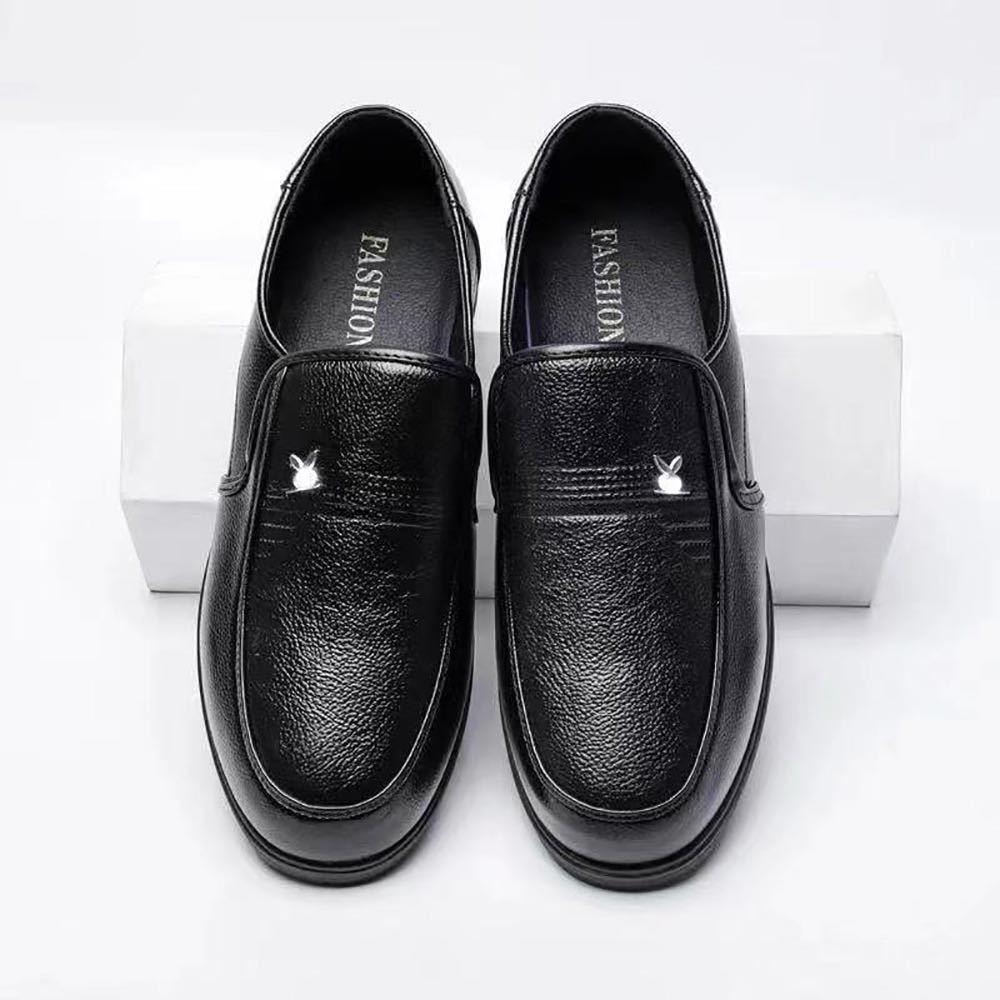 2026 Men's Casual Versatile Leather Shoes: Autumn/Winter Wear-Resistant, Non-Slip Dad Shoes