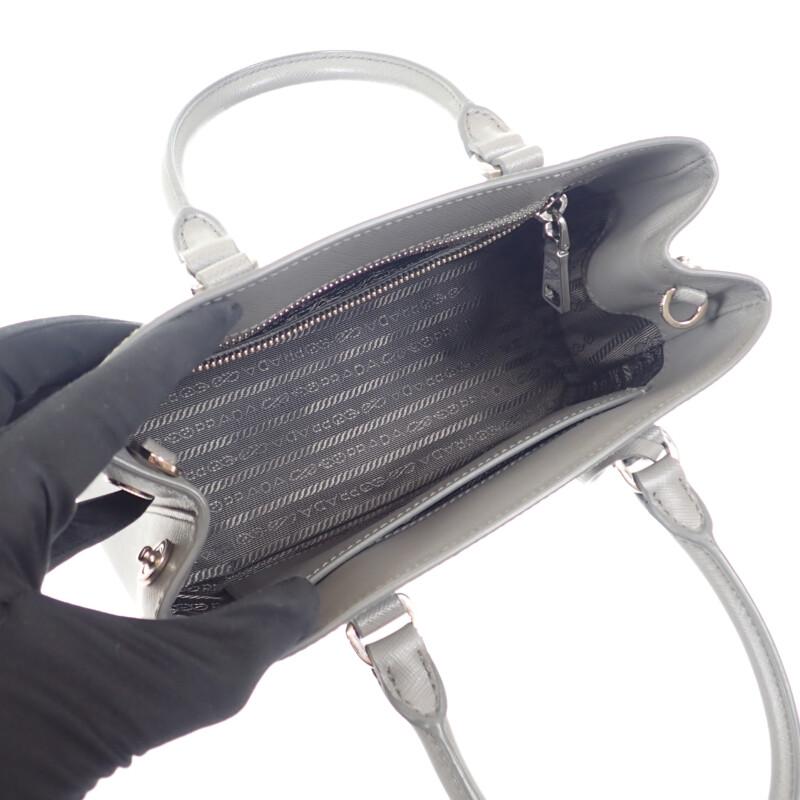 Prada 1BA296_NZV_F0480 geantă 2 în 1 gri Safiano Femei