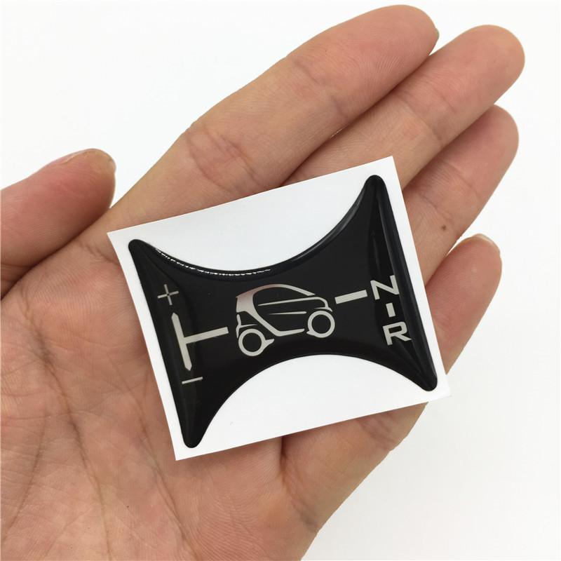 

Наклейка на панель рычага переключения передач для BENZ SMART FORTWO 451 BRABUS 2007-2014