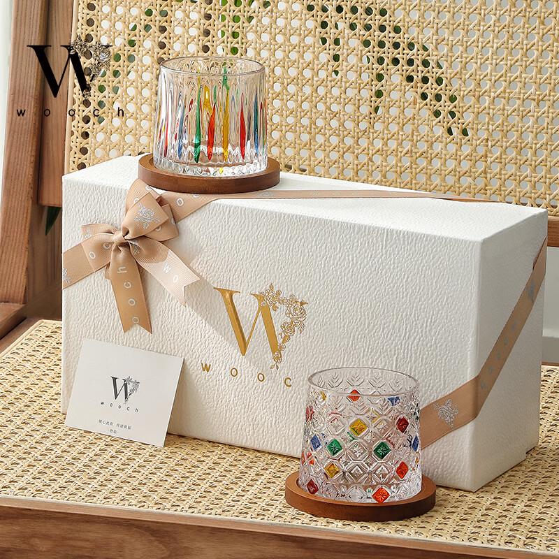 WOOCH Painted Rotating Glass Couple Cups Gift Set