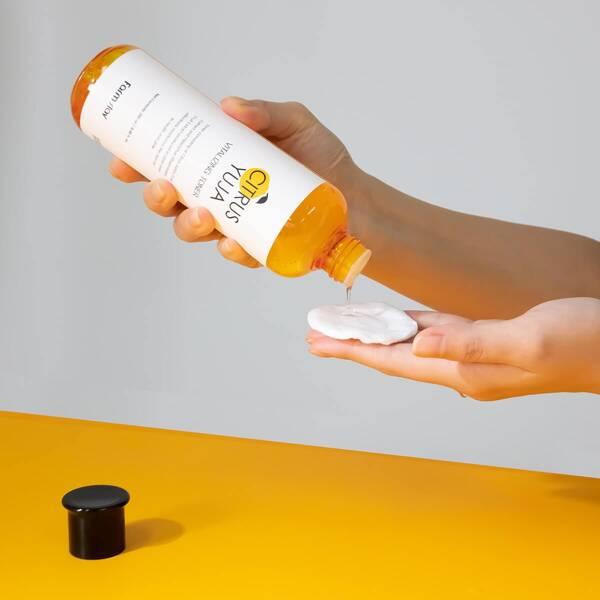 Farmstay Citrus Yuja Toner Do Twarzy Rewitalizujący 280Ml
