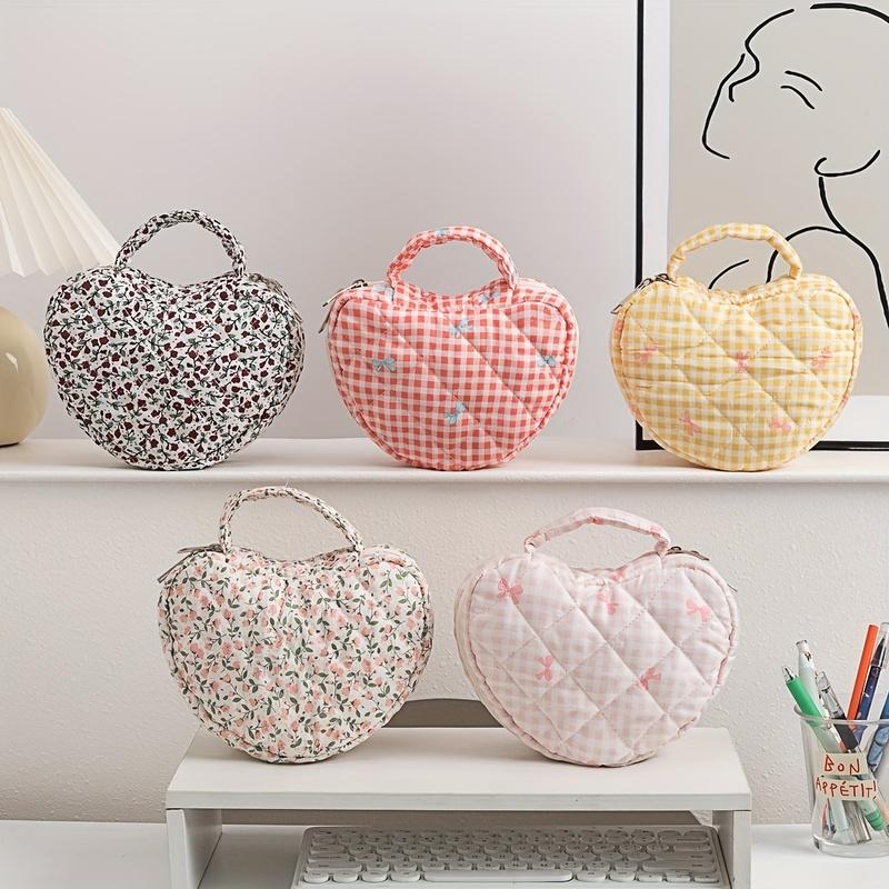 Große Blumige Kosmetiktasche mit Herzmuster, Pastellfarbener Reise-Kosmetik-Organizer mit Griffen für Damen Geschenk