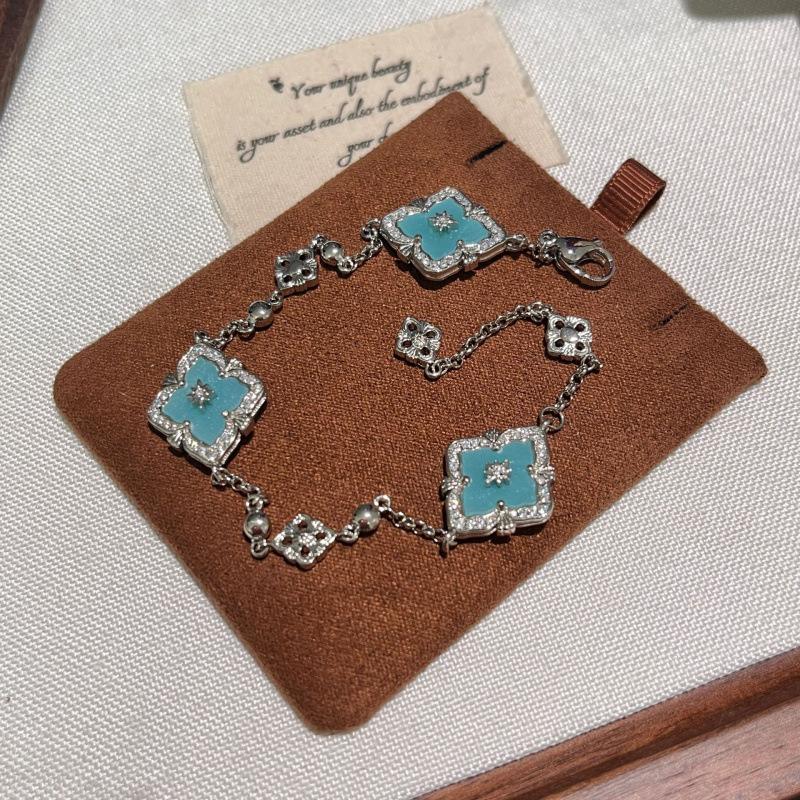 Italian Cloth Qi Lati Natural White Fritillary Four-Leaf Clover Bracelet Women'S Fashion Retro Rhombus Chalcedony Jewelry