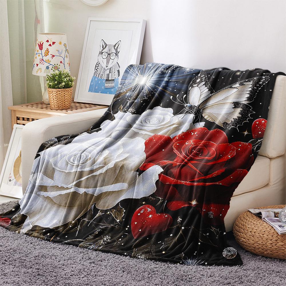 Flanelowy koc z nadrukiem czerwonych i białych róż, Wysoka jakość, Komfortowy na wszystkie pory roku, Wystrój domu, Ciepło i komfort, Idealny na prezenty świąteczne