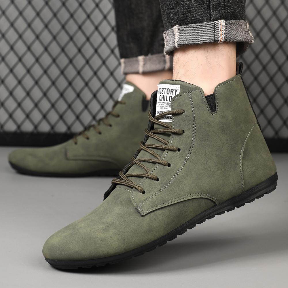 Fashion Men High Top Suede Casual Shoes with Brown Leather Lace Up Ankle Boots Cushioned Insoles Anti Slip Black Sole Retro Style Boots