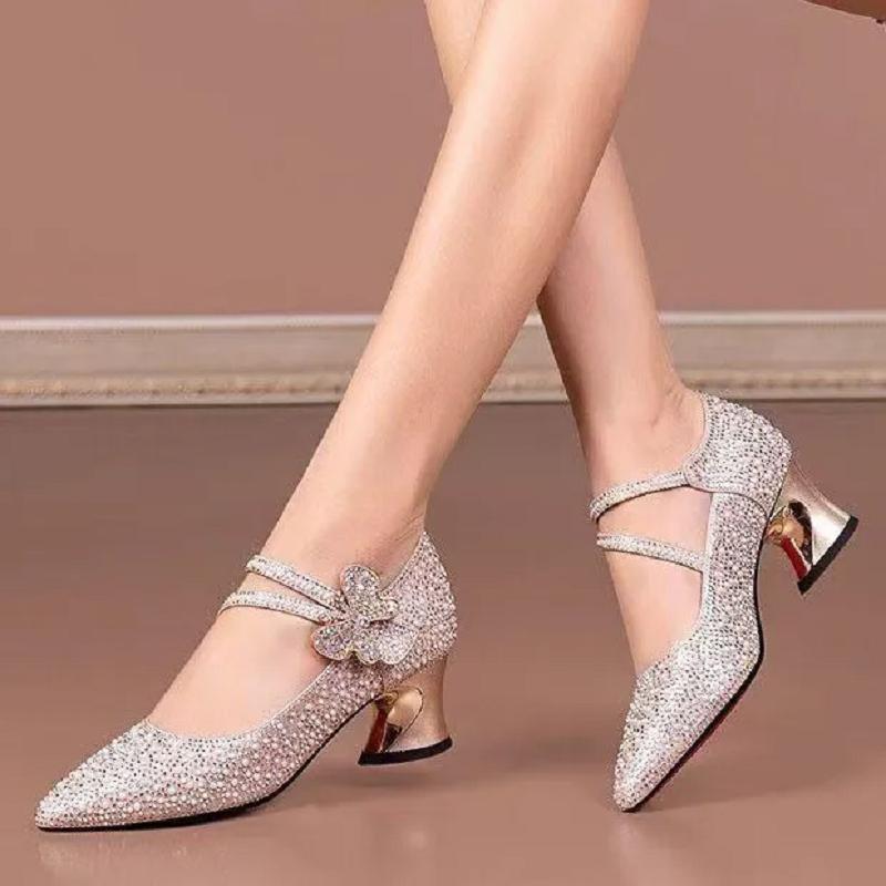 Damen-Schuhe Damenmode Rosa Gold Hochwertig Frühling Schmetterling Kristall Quadratischer Absatz Schuhe für Sexy ab702