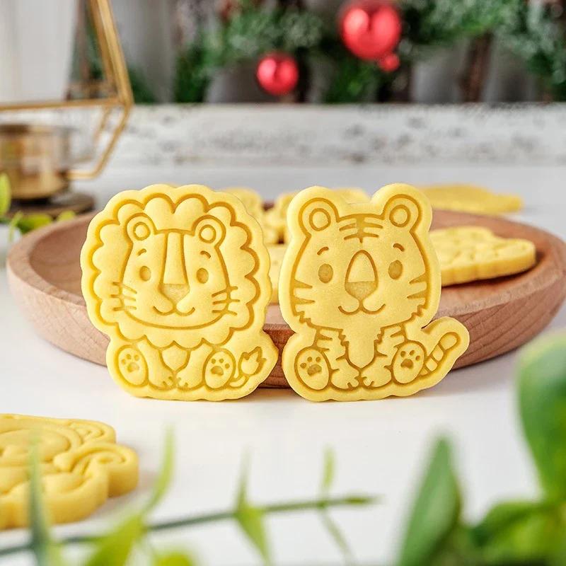 Tagliabiscotti Animali Cartoni Animati Animale della Giungla Tigre Carina Leone Gatto Cane Orso Elefante Timbro per Biscotti Strumenti di Goffratura Decorazione Torta