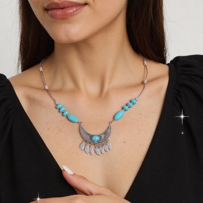 Ethnic Inspired Turquoise and Leaf Tassels Pendant Necklace Lightweight Retro Clavicle Jewelry Accessory for Daily Wear