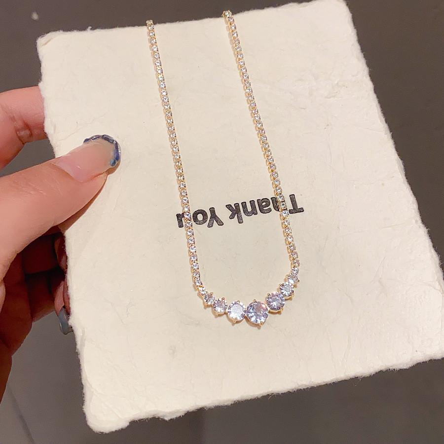 Geometric Zircon Pendant Necklace For Women With Elegant Lock Chain Fashion Jewelry