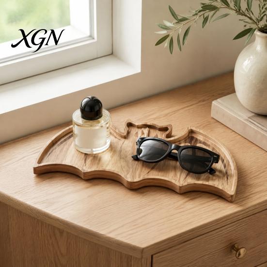 Rustic Tabletop Accessory Bat-Shaped Wooden Serving Tray, Halloween Theme Snack Dessert Platter, Kitchen Tray Decorative Storage Plate for Jewelry And