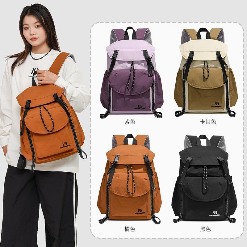 Outdoor large-capacity waterproof middle school student schoolbag new hiking and camping backpack