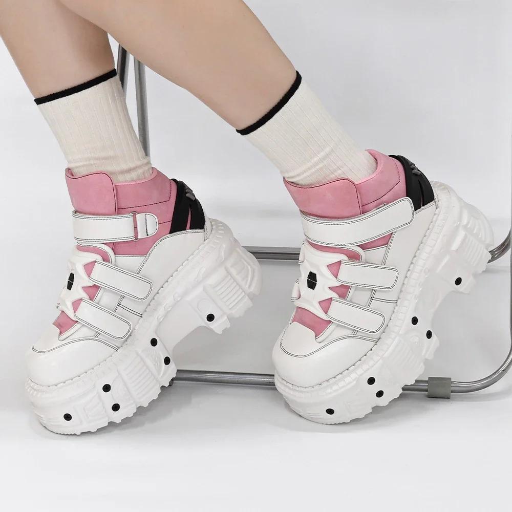 Gotikiniai aulinukai moterims, nauji pankų stiliaus moteriški batai suvarstomi, kulno aukštis, platforminiai batai moterims, metalo dekoras