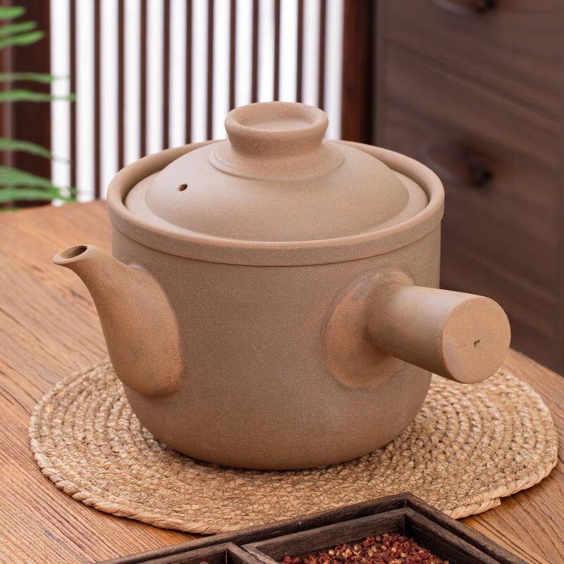 Традиционный неглазурованный керамический горшок для травяной медицины