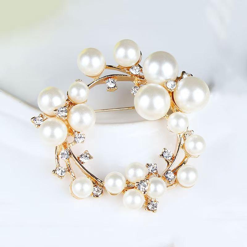 Trendy Pearl Rhinestone Flower Wreath Brooch For Women Unisex Elegant Zircon Round Brooches Clothing Office Accessories Jewelry