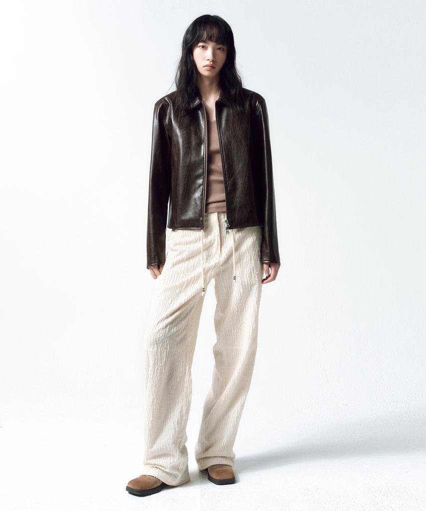 INSILENCE WOMEN Textured Crease Pants Ivory