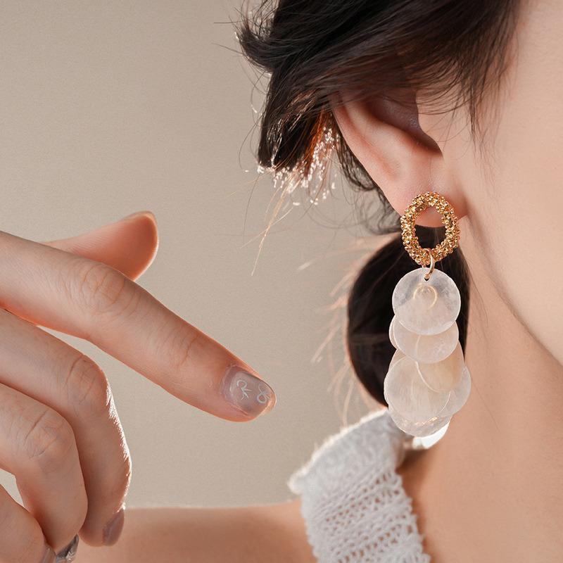 Luxuriöse Temperament Muschel Quasten Ohrringe Elegante Geometrische Hängende Tropfen Dangle Ohrringe Für Frauen Mädchen Mode Ohrschmuck