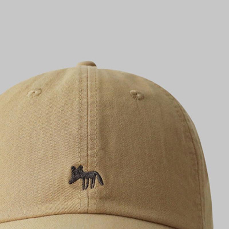 1 Pc Casual Cute Embroidered Little Foxes Baseball Cap Hat Women Men  Outdoor Sunscreen Hat Cap