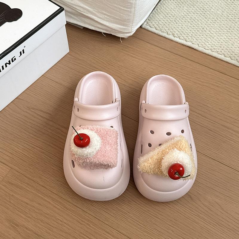 Cute Cartoon Cake Hole Shoes Women's New Summer Wear Casual Thick Soles Increase Height Breathable Bag Head Drag Tide