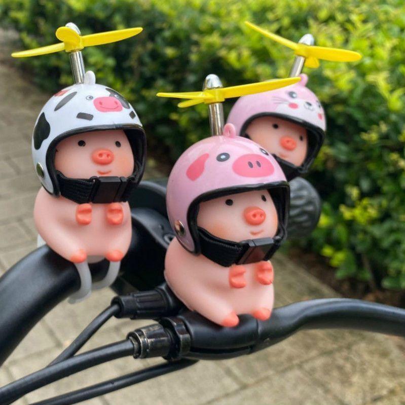 Крепление на велосипед, мотоцикл, мопед свинка аксессуар поросенок 8 см