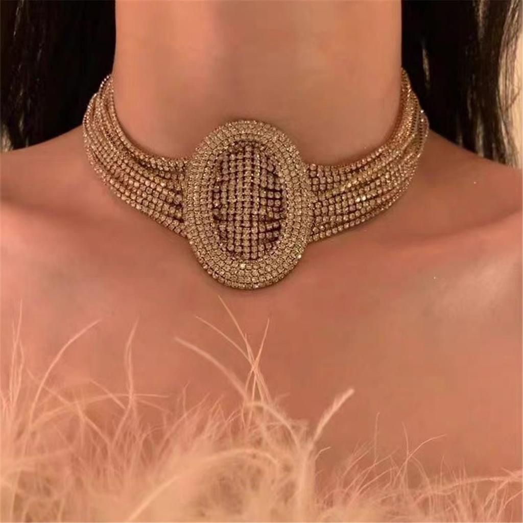Tooxika Fashionable Oval Belt Buckle Multi-Row Claw Chain Sparkling Diamonds Necklace Celebrity Style Necklace Collar Chain