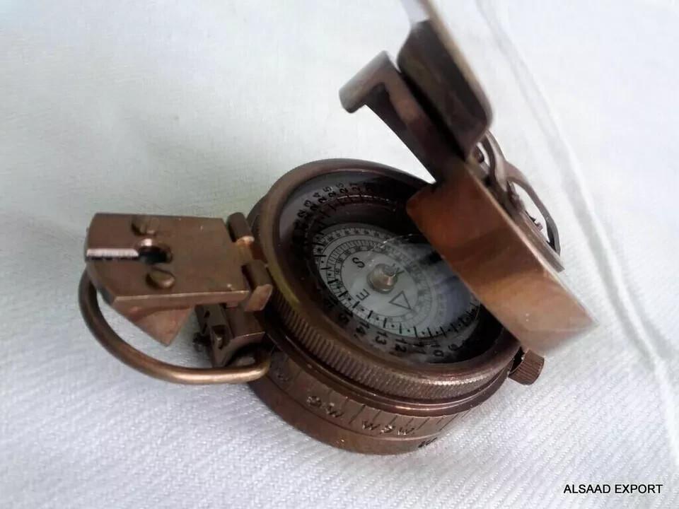 

Military Vintage WW2 Mark II Pocket Compass коричневий