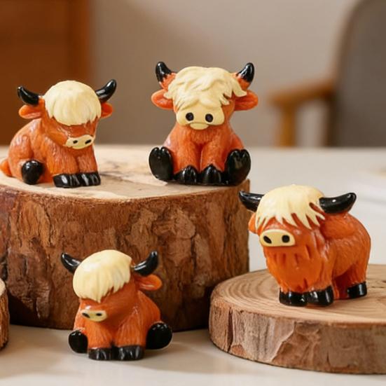 Mini-Hochlandrinder-Figuren Handgefertigte Harz-Miniatur-Rinderstatue Niedliche Bauernhoftier-Skulptur für Haus, Garten, Büro, Schreibtisch Dekor DIY Mikro-Landschaft