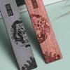 Pair of Chinese-Style Rosewood Bookmarks Reading Bookmarks Commemorative Gift Crescent-Shaped Bookmarks Gift for Book Lovers