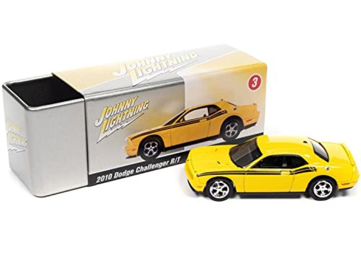 Johnny Lightning Scale Dodge Challenger 2010 in Detonator Yellow JLSP147 1/64 [Used]