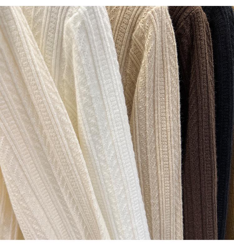 Women's White Half Turtleneck Knitted Sweater with Wheat and Wood Ear Detailing - Perfect for Spring, Autumn, and Winter Layers