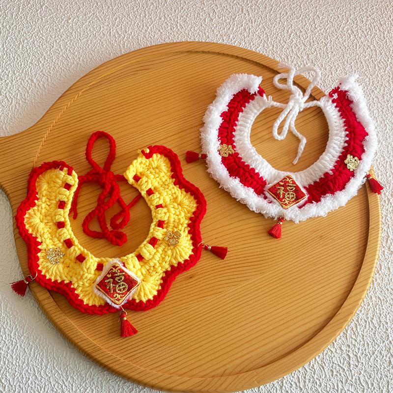 Pet Knitted Scarf for Cat Dog Cartoon Handmade Yarn New Year Festival Costume Collar New Warm Soft Winter Pet Clothing Accessory