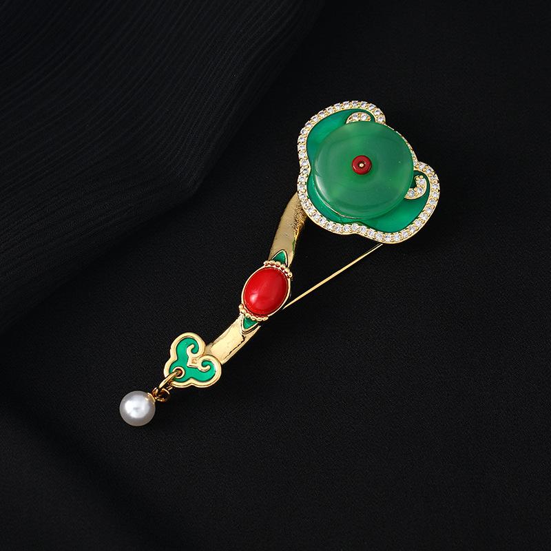 Auspicious design brooch female retro high-end temperament classical Chinese style luxury pin cheongsam with accessories