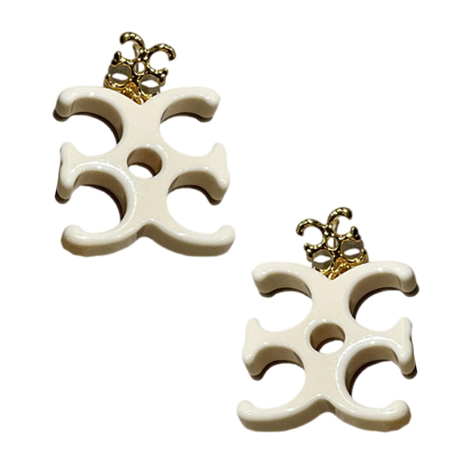 

Unique Statement Letter Earrings Colorful Resin Designs Portable for Parties and Everyday Wear Fashion Jewelry бежевий