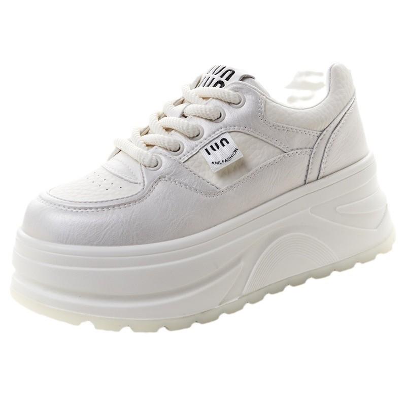 Platform white shoes women's 2025 autumn new soft leather small fashion versatile casual shoes student height-increasing board shoes