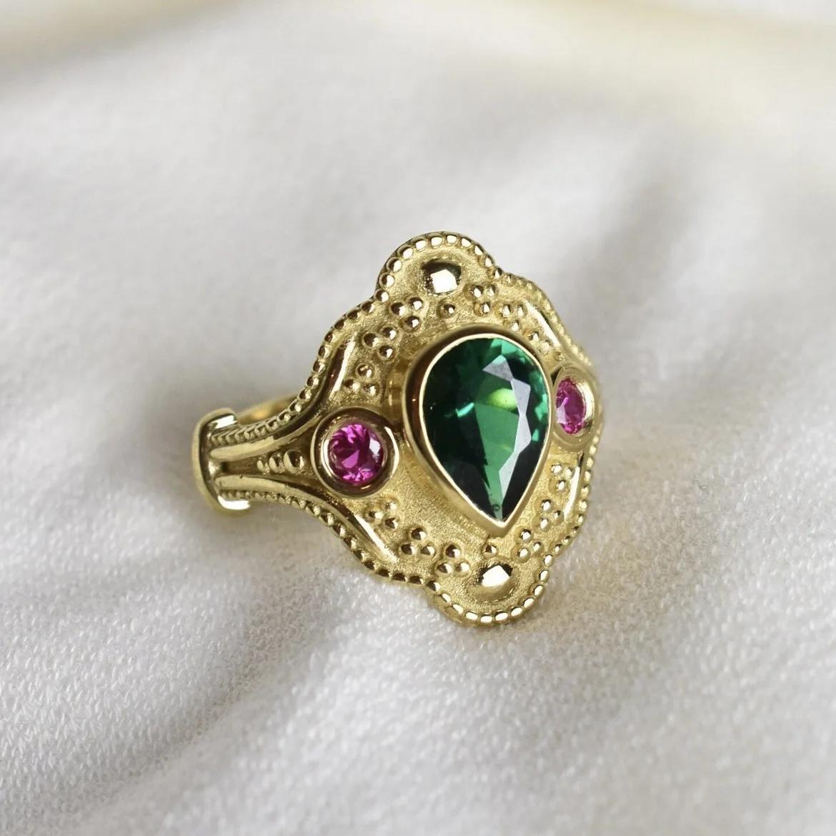 

New fashion classical women s ring court retro temperament jewelry 9