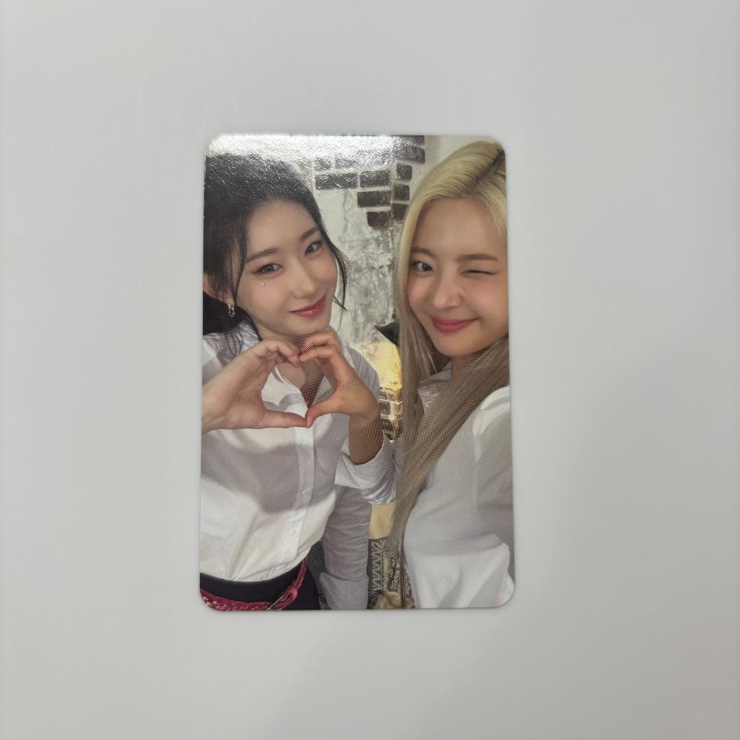 

[USED] ITZY Korean Fan Club MIDZY 3rd Generation Lia Chaeryeong Unit Trading Card